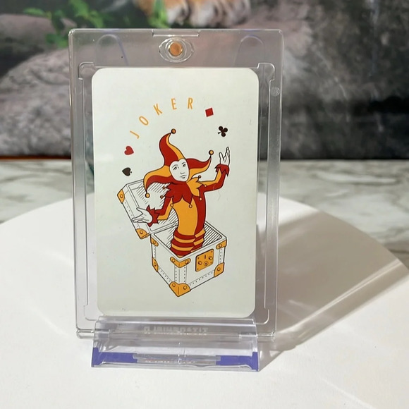 Louis Vuitton Jeu De Cartes Monogram Playing Card RARE JOKER. - Picture 2 of 3